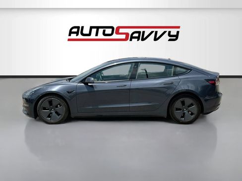Used 2023 Tesla Model 3 Standard Range RWD image 4