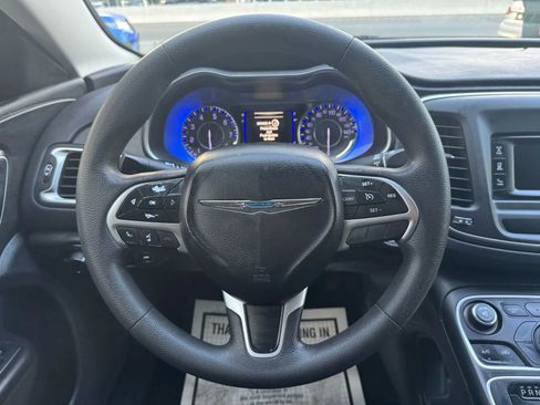 Used 2015 Chrysler 200 Limited image 32