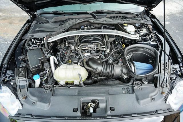 Used 2022 Ford Mustang Mach 1 w/ Mach 1 Handling Package RWD image 15