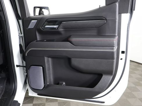 Used 2023 GMC Sierra 1500 AT4X AWD/4WD image 31