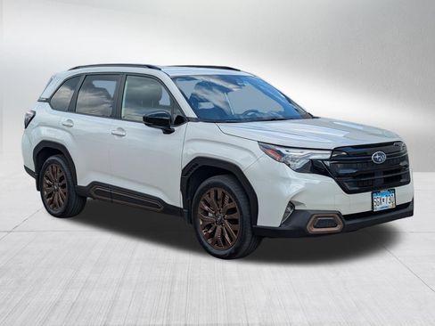 Used 2025 Subaru Forester Sport AWD/4WD image 2