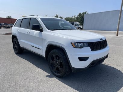 Used 2018 Jeep Grand Cherokee Laredo