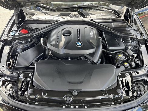 Used 2017 BMW 330i Sedan RWD image 39
