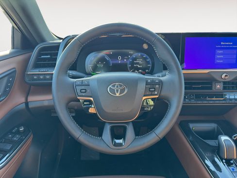 New 2026 Toyota Crown Signia image 15