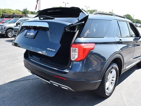 Used 2024 Ford Explorer XLT w/ Equipment Group 202A AWD/4WD image 27