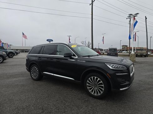 Used 2024 Lincoln Aviator Reserve image 2