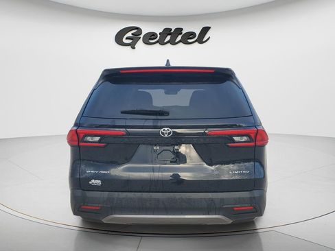 Used 2024 Toyota Grand Highlander Limited image 13