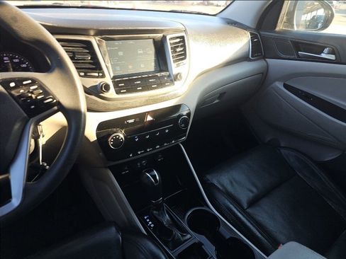 Used 2018 Hyundai Tucson SEL image 24