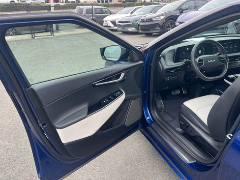 Used 2023 Kia EV6 GT-Line w/ GT-Line White Seat Package image 9