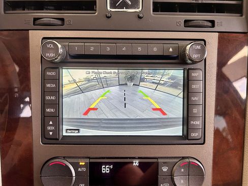 Used 2012 Lincoln Navigator 2WD image 11
