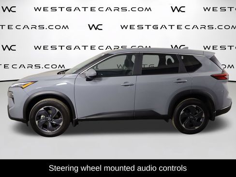 Used 2026 Nissan Rogue SV FWD image 5