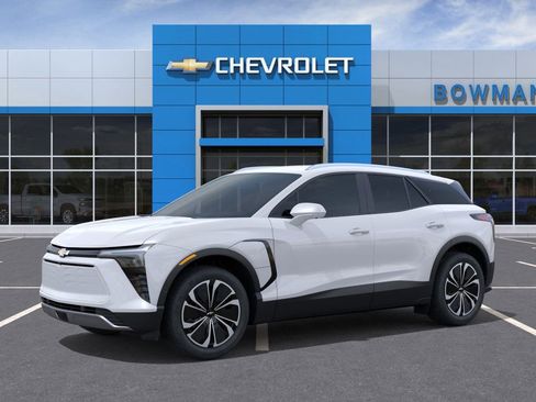 New 2026 Chevrolet Blazer EV LT image 2