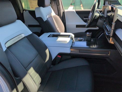 Certified 2024 GMC Hummer EV 2X image 29