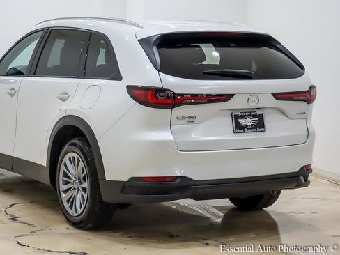 Used 2024 MAZDA CX-90 Plug-In Hybrid w/ Preferred image 9