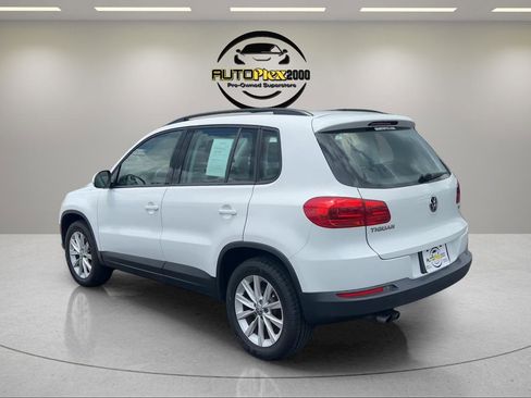 Used 2017 Volkswagen Tiguan Limited w/ Premium Package FWD image 5