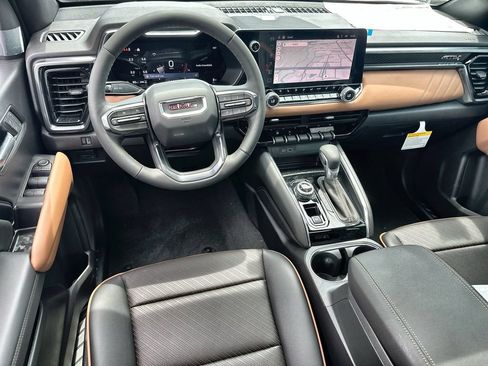 New 2026 GMC Canyon AT4 w/ Technology Plus Package AWD/4WD image 20