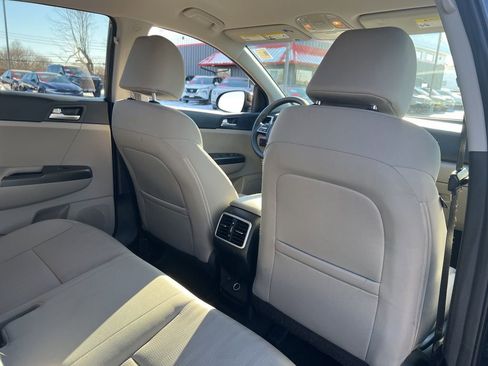 Certified 2022 Kia Sportage LX image 15