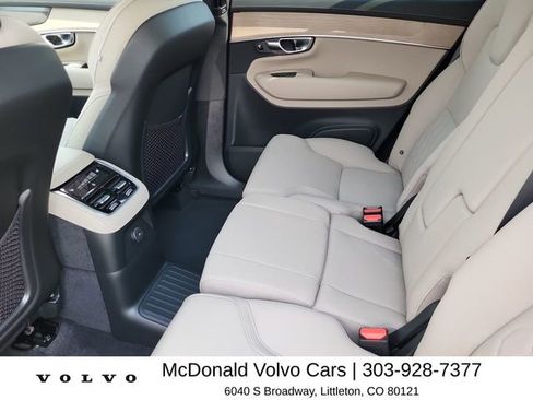 New 2026 Volvo XC90 T8 Plus w/ Protection Package Premier AWD/4WD image 13