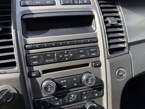 Used 2012 Ford Taurus SEL FWD image 26