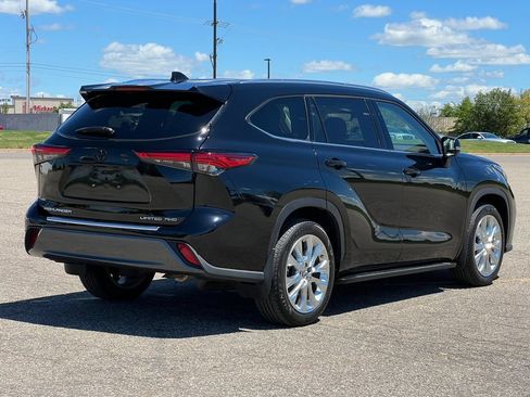 Used 2022 Toyota Highlander Limited AWD/4WD image 51