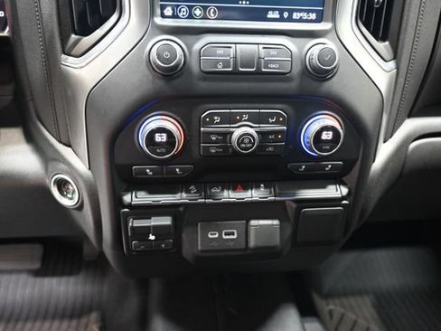 Used 2022 Chevrolet Silverado 2500 LT w/ Convenience Package AWD/4WD image 18