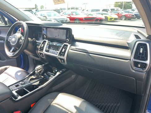 Used 2021 Kia Sorento SX AWD/4WD image 52