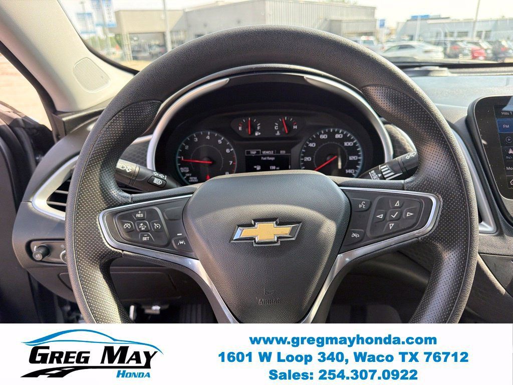 Used 2024 Chevrolet Malibu LT FWD image 16