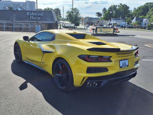 Used 2025 Chevrolet Corvette E-Ray w/ ZER Performance Package AWD/4WD image 30