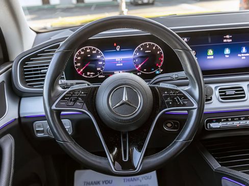 Used 2024 Mercedes-Benz GLE 450 4MATIC image 34