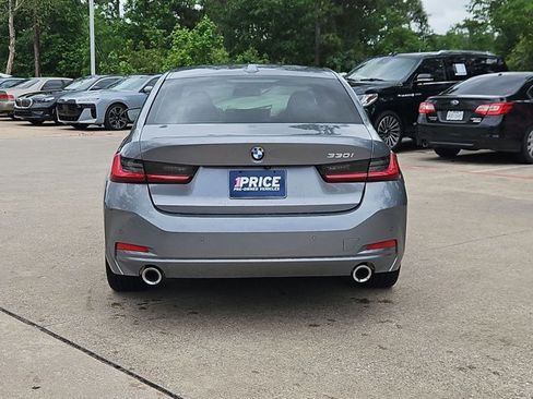 Used 2025 BMW 330i Sedan w/ Premium Package image 7