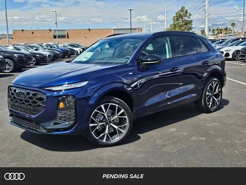 New 2026 Audi Q3 quattro 2.0T AWD/4WD image 1