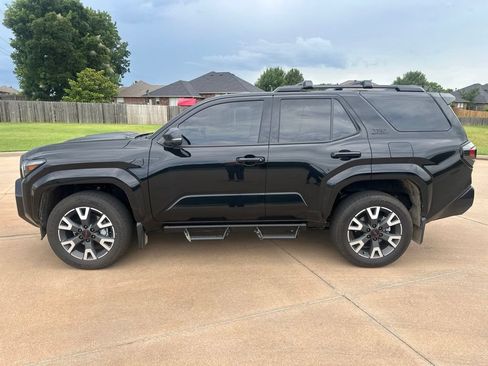 Used 2026 Toyota 4Runner TRD Sport Premium AWD/4WD image 2