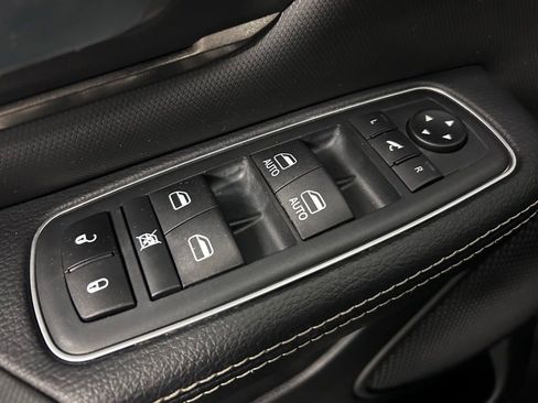 Used 2020 RAM 1500 Rebel w/ Rebel Level 2 Equipment Group AWD/4WD image 8