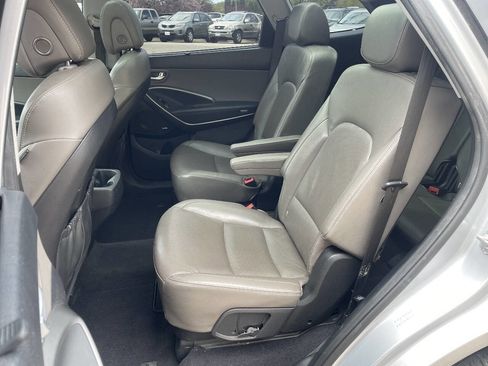 Used 2018 Hyundai Santa Fe Limited AWD/4WD image 22