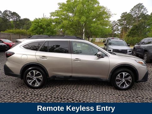 Used 2020 Subaru Outback Limited w/ Popular Package #2 AWD/4WD image 4