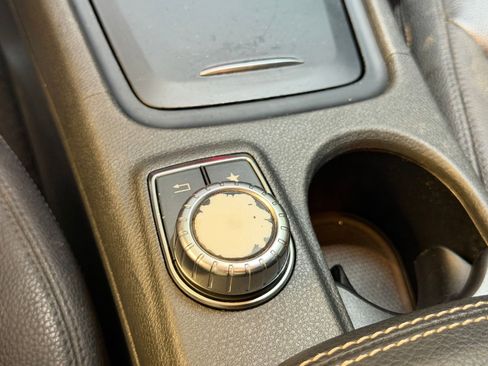 Used 2015 Mercedes-Benz CLA 250 image 29