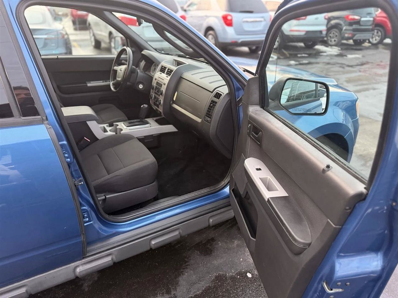 Used 2009 Ford Escape XLT FWD image 14