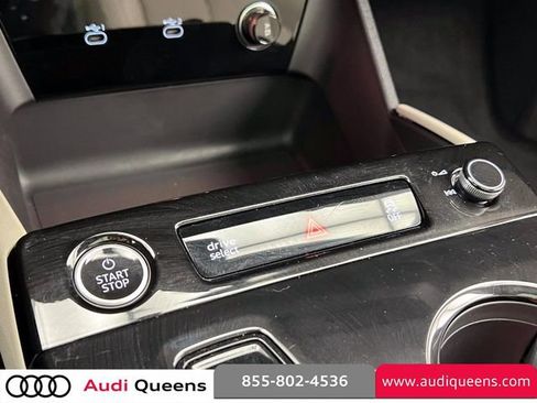 Used 2025 Audi Q6 e-tron Premium Plus image 29