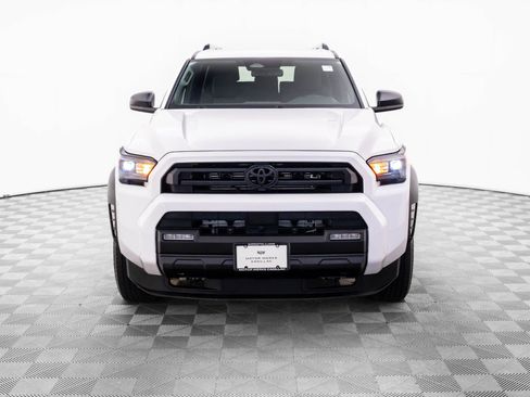 Used 2025 Toyota 4Runner SR5 image 10