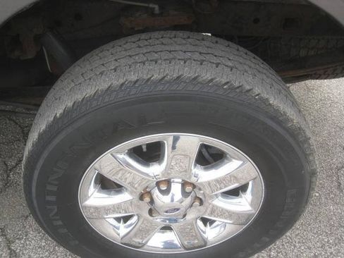 Used 2014 Ford F150 XLT w/ XLT Chrome Package AWD/4WD image 36
