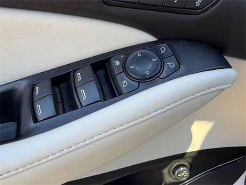 Certified 2024 Buick Enclave Avenir w/ Avenir Technology Package image 20