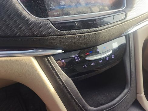 Used 2017 Cadillac XT5 Luxury w/ Driver Awareness Package image 11