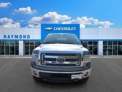 Used 2014 Ford F150 XLT w/ Equipment Group 302A Luxury AWD/4WD image 9