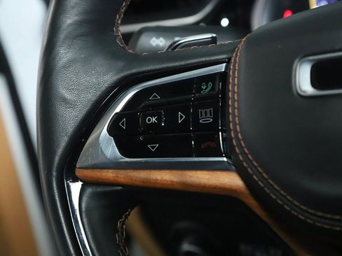Used 2024 Jeep Grand Cherokee Summit AWD/4WD image 23