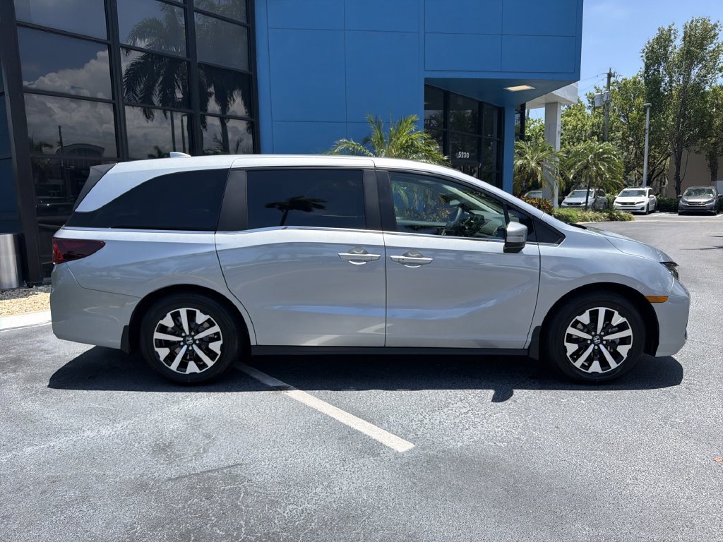 New 2026 Honda Odyssey EX-L image 9