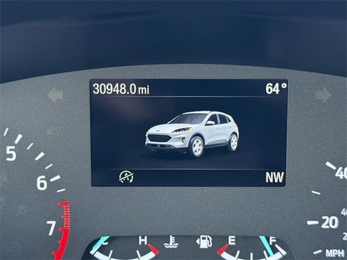 Used 2022 Ford Escape SEL image 17