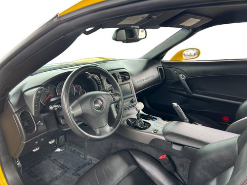 Used 2007 Chevrolet Corvette Z06 w/ Preferred Equipment Group image 9