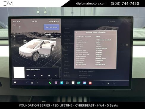 Used 2024 Tesla Cybertruck Cyberbeast AWD/4WD image 31