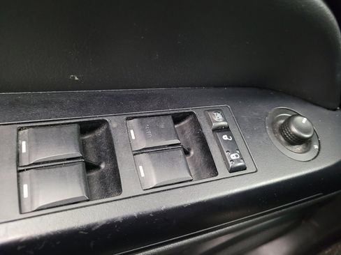 Used 2015 Jeep Compass Sport w/ Power Value Group image 27