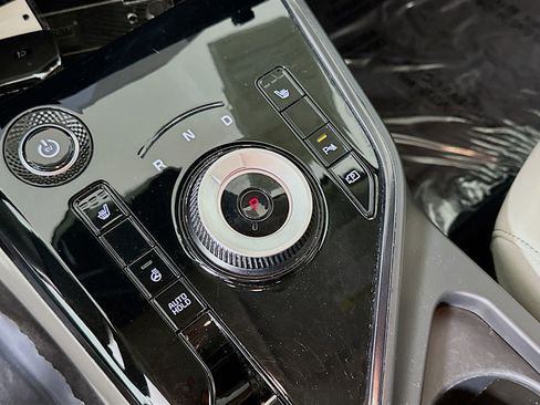 Used 2023 Kia Niro Wind w/ Wind Preserve Package image 17